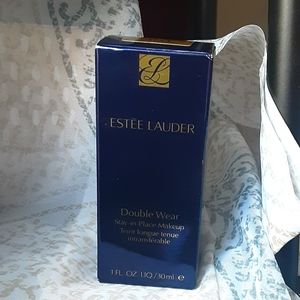 Estee Lauder Double Wear Foundation